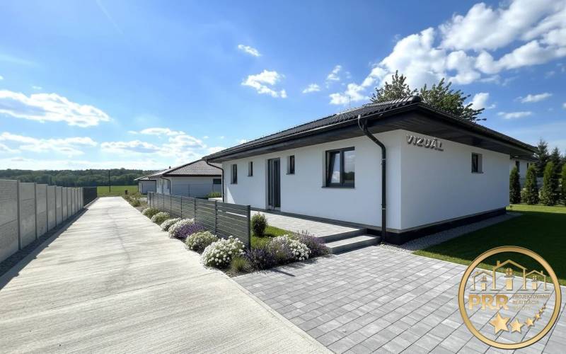 Pred domom vizuál 3.jpg